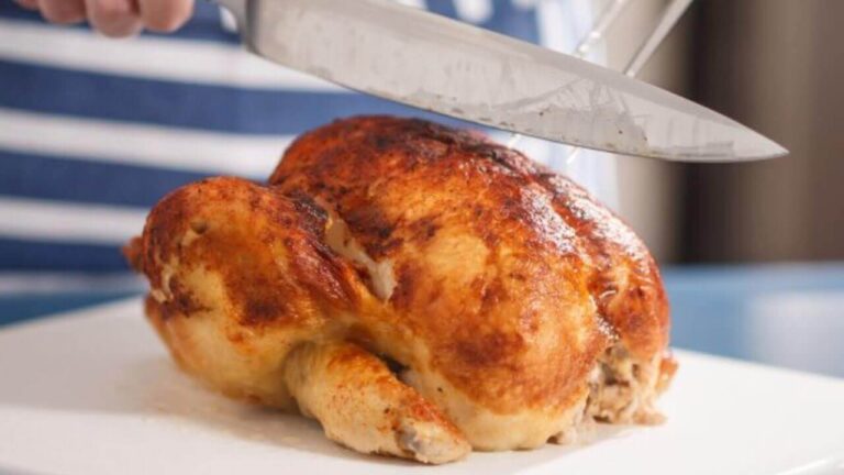 Can Cats Eat Rotisserie Chicken?